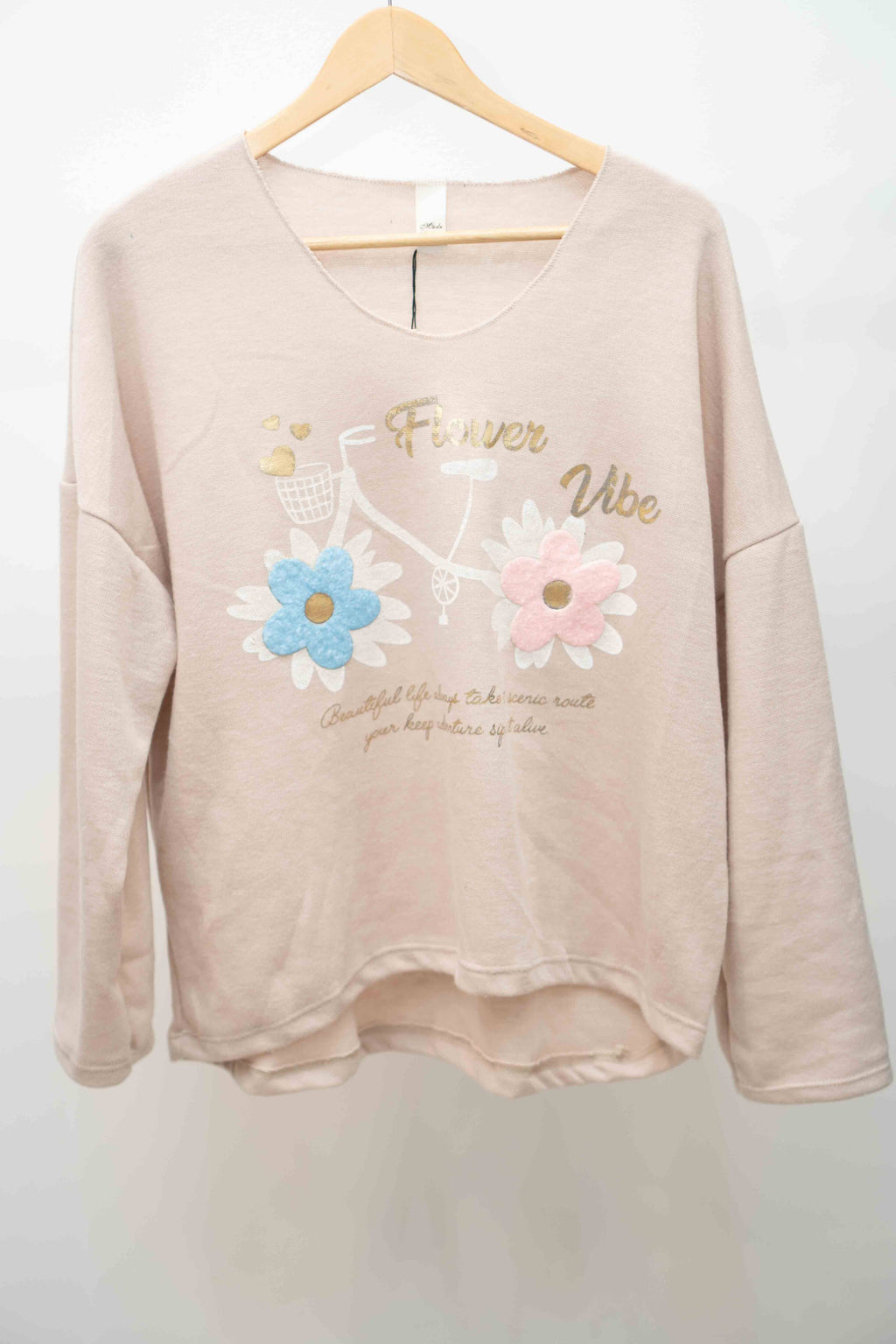 Pullover "Flower Vibe" – Lässiger Strickpullover mit Blumenmotiv von MOOYA