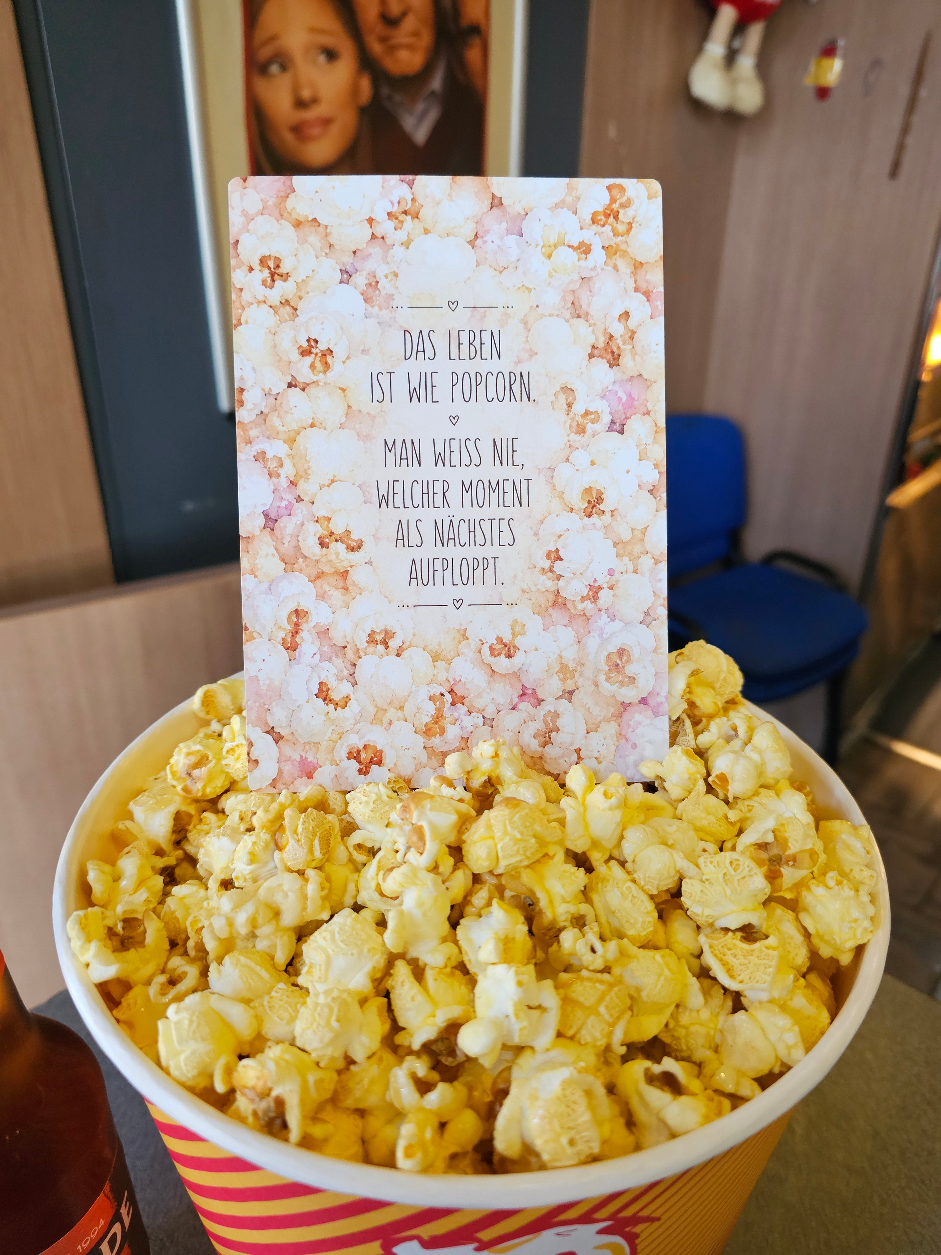 Postkarte Das Leben ist wie Popcorn – Lifestyle