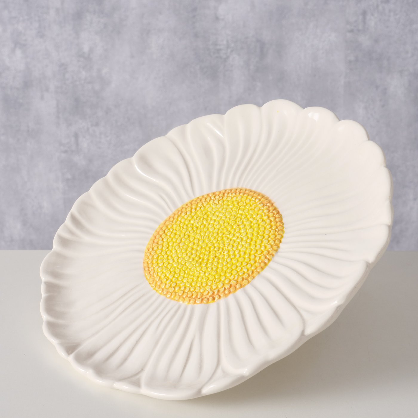 Teller Daisy Blütendesign