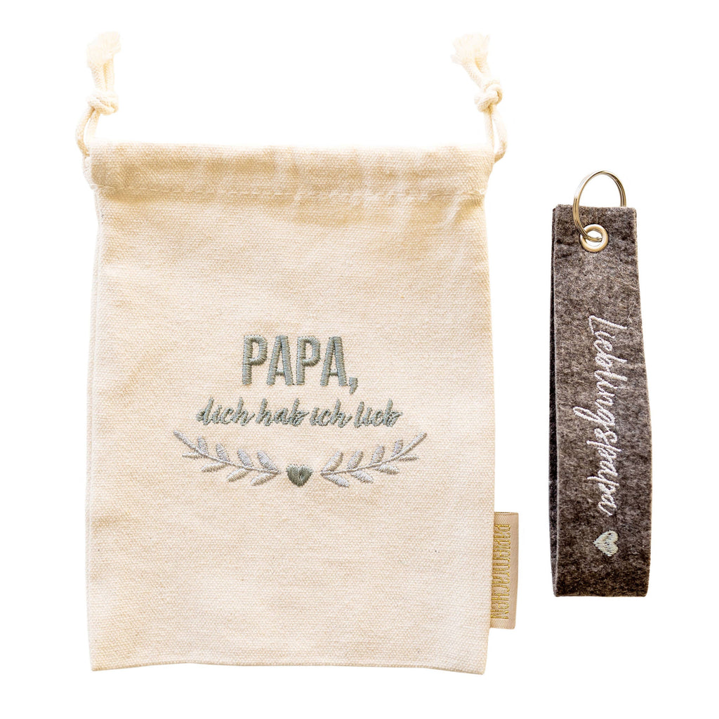Filzschlüsselanhänger mit Säckchen bestickt „Lieblingspapa“ – Vatertag Geschenk Set 02