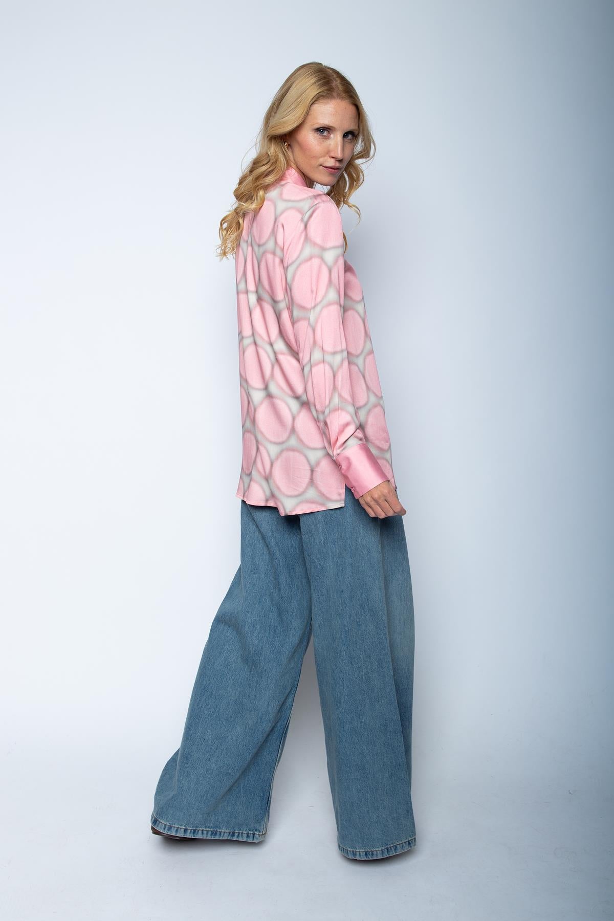 Hemdbluse von Emily van den Bergh