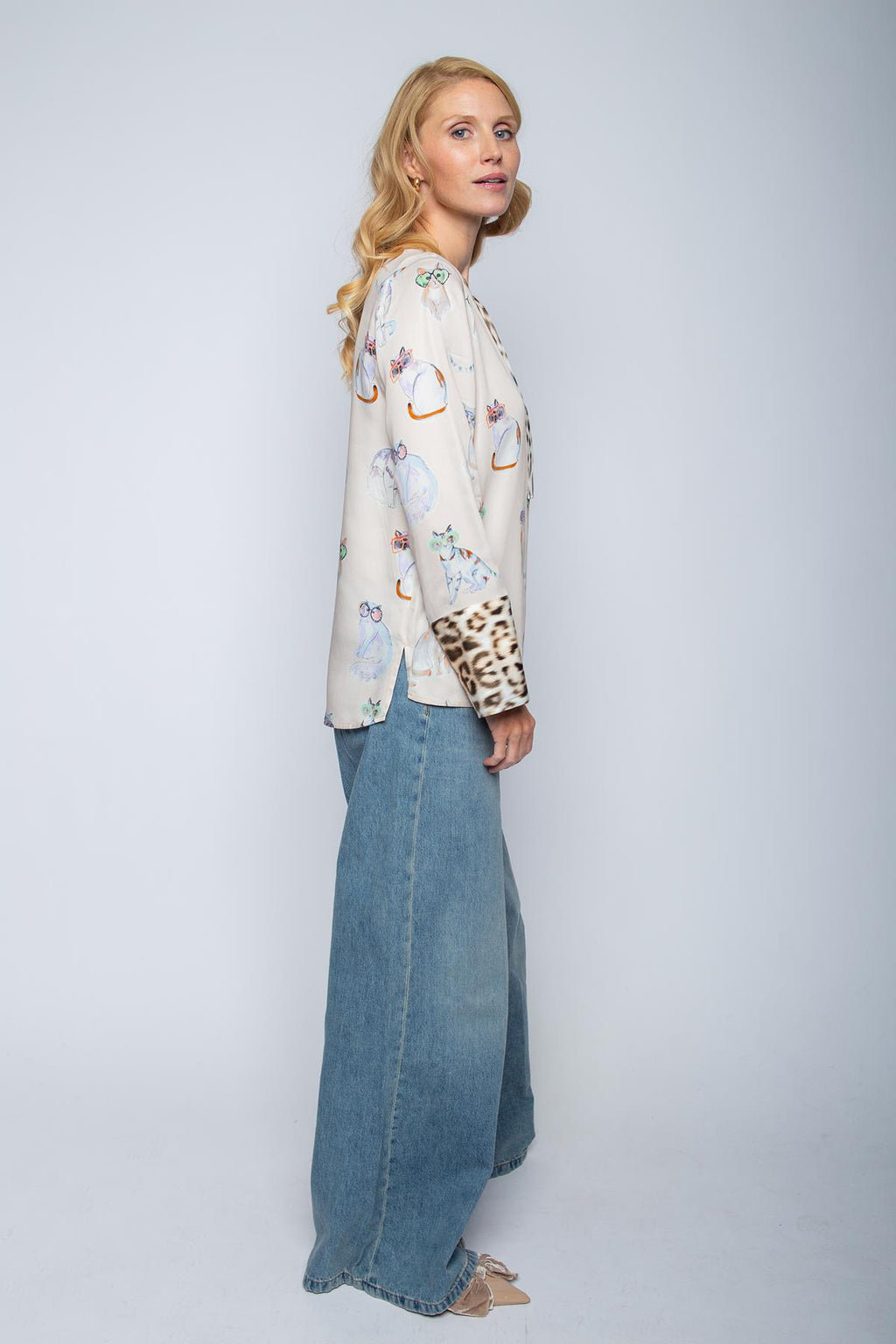 Hemdbluse mit Katzen von Emily van den Bergh