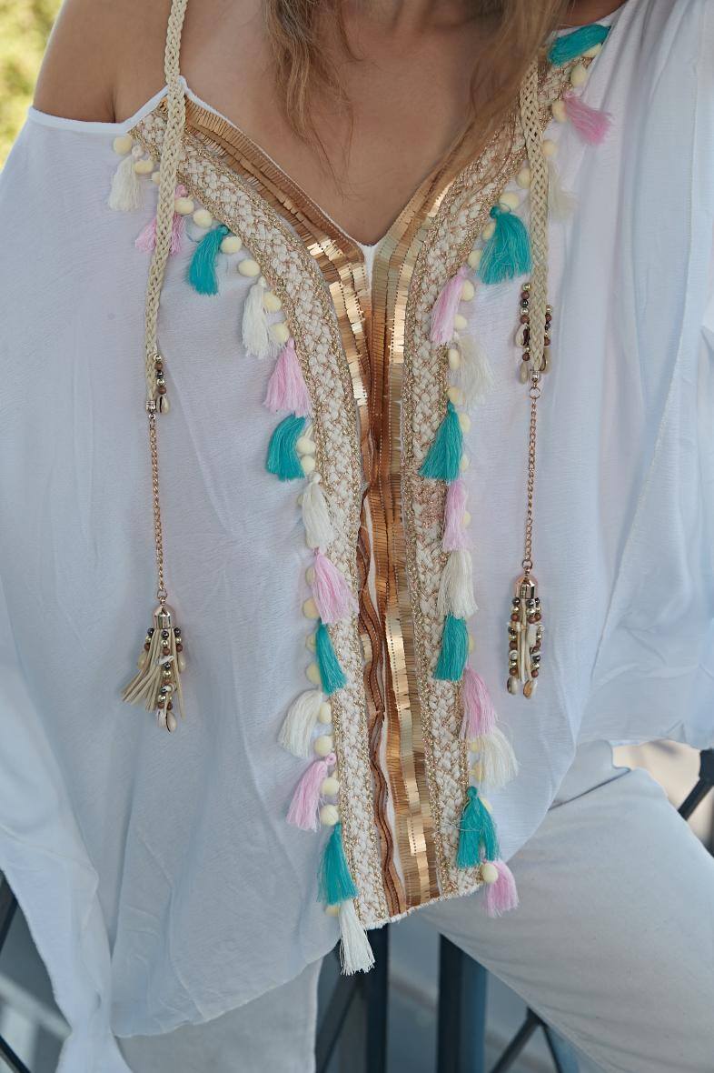 Süßes Cut Out Boho Shirt von Last Queen mit Quasten
